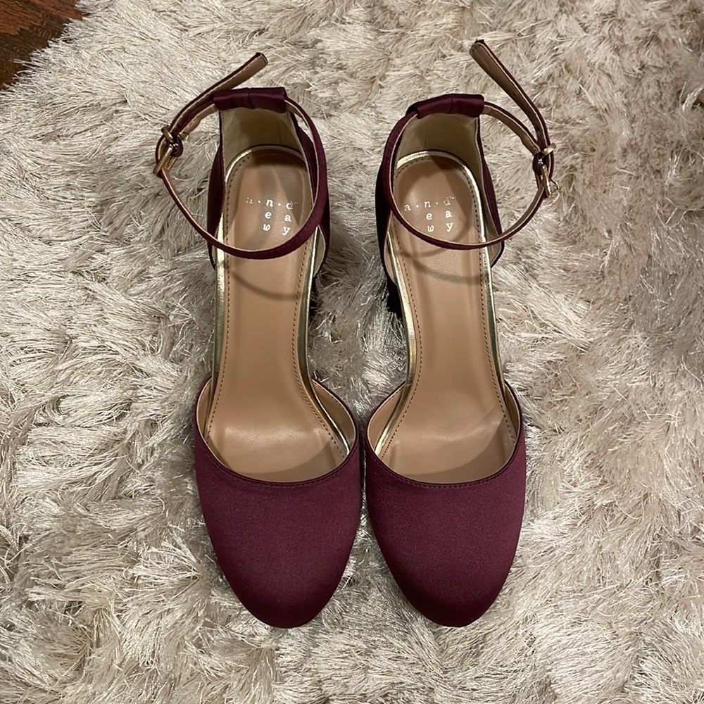 Purple round toed shoes